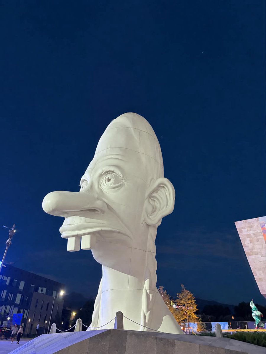irbissol's tweet photo. lmaoo https://t.co/1pN6uyomjJ
