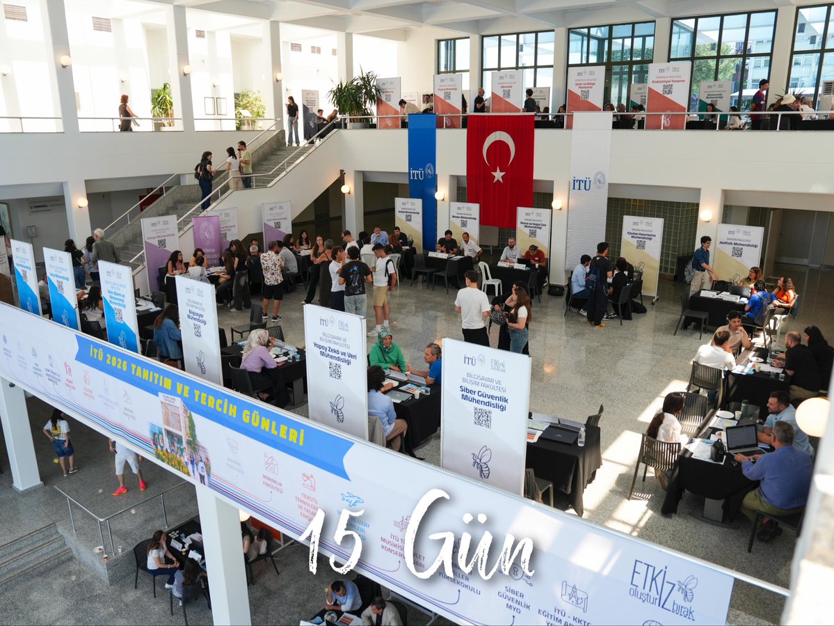 ProfHasanMandal's tweet photo. 15 gün boyunca İTÜ Tanıtım ve Tercih Günleri'nde 10.345 aday öğrencimizi ve kıymetli ailelerini kampüsümüzde ağırlayarak tercih heyecanlarına ortak olduk. 🐝🏫

Bölümlerimizin akademisyenleriyle bir araya gelen adaylarımız; 

araştırma ve laboratuvar olanaklarımızdan stantlarıyla Tanıtım ve Tercih Günlerimizde yer alan proje takımlarımıza ve öğrenci kulüplerimize, kampüs yaşamımızdan sosyal olanaklarımıza kadar İTÜ'nün güçlü ekosistemini yani yeni nesil öğrenme ortamını yakından keşfettiler. 🚀

Tanıtım ve Tercih Günlerimiz boyunca büyük bir özveriyle çalışan ve bu sürecin en büyük gücü olan öğrenci arkadaşlarımızla, 15 günün sonunda çimlerde bir araya gelerek bu güzel süreci birlikte tamamladık.

Enerjileri, emekleri ve İTÜ'ye duydukları güçlü aidiyetle aday öğrencilerimizin tercih yolculuğuna eşlik eden tüm öğrenci arkadaşlarımıza yürekten teşekkürlerimi sunuyorum. 

Şimdi aynı heyecanı, İTÜ Ailemize katılacak yeni öğrenci arkadaşlarımızla paylaşma zamanı. 

Tercihini İTÜ'den yana kullanacak tüm adaylarımızla kovanda karşılamayı sabırsızlıkla bekliyorum. 🐝

@itu1773