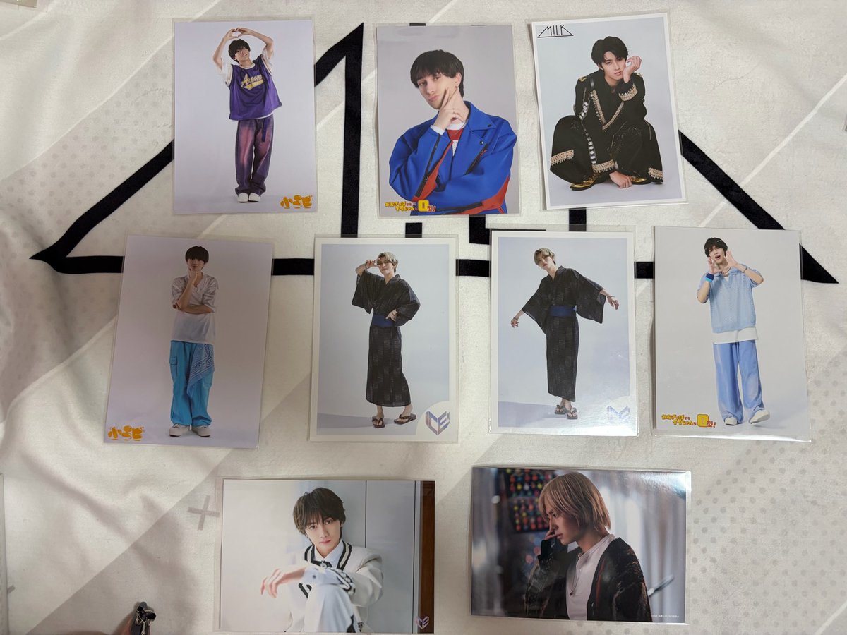 0ri23ym's tweet photo. エビライ 生写真 グッズ 交換

求 八神👑（3枚目）決まり次第その他

譲 中村 阿久根
異種 アロハ 曽野 ジャン 千田 山本 武田

札幌（エビライ初日会場外のみ可能）手渡しまたは郵送 https://t.co/NUJfsnOOu2