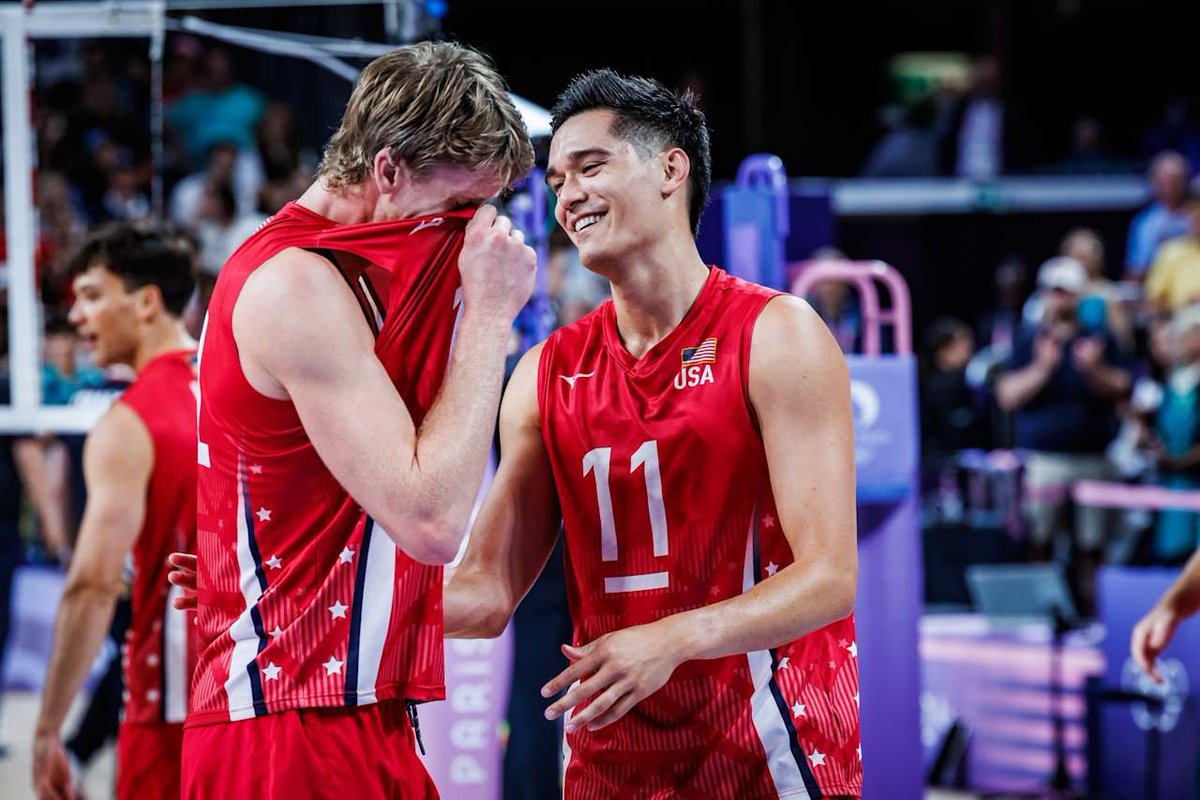 Micah11_Gallery's tweet photo. Two years ago today, Team USA swept Italy to claim Olympic bronze in Paris! 🥉🇺🇸

This marked Micah Christenson's second career Olympic podium! 🔥 https://t.co/jytFeFgGk0