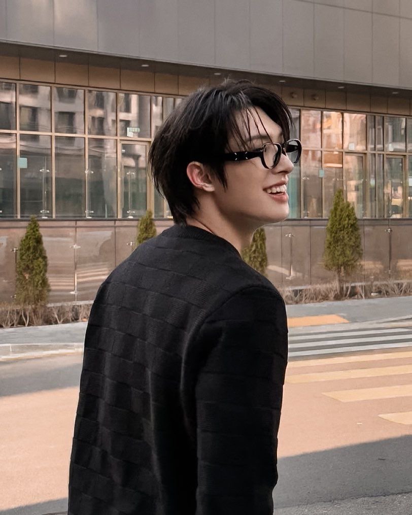 Never_yi's tweet photo. вселенная дала нам лучшее свое творение

 OUR LOVE FOR MINGI
#민기공주_생일축하
#BornToShineMingi https://t.co/YIzm2yaJIS
