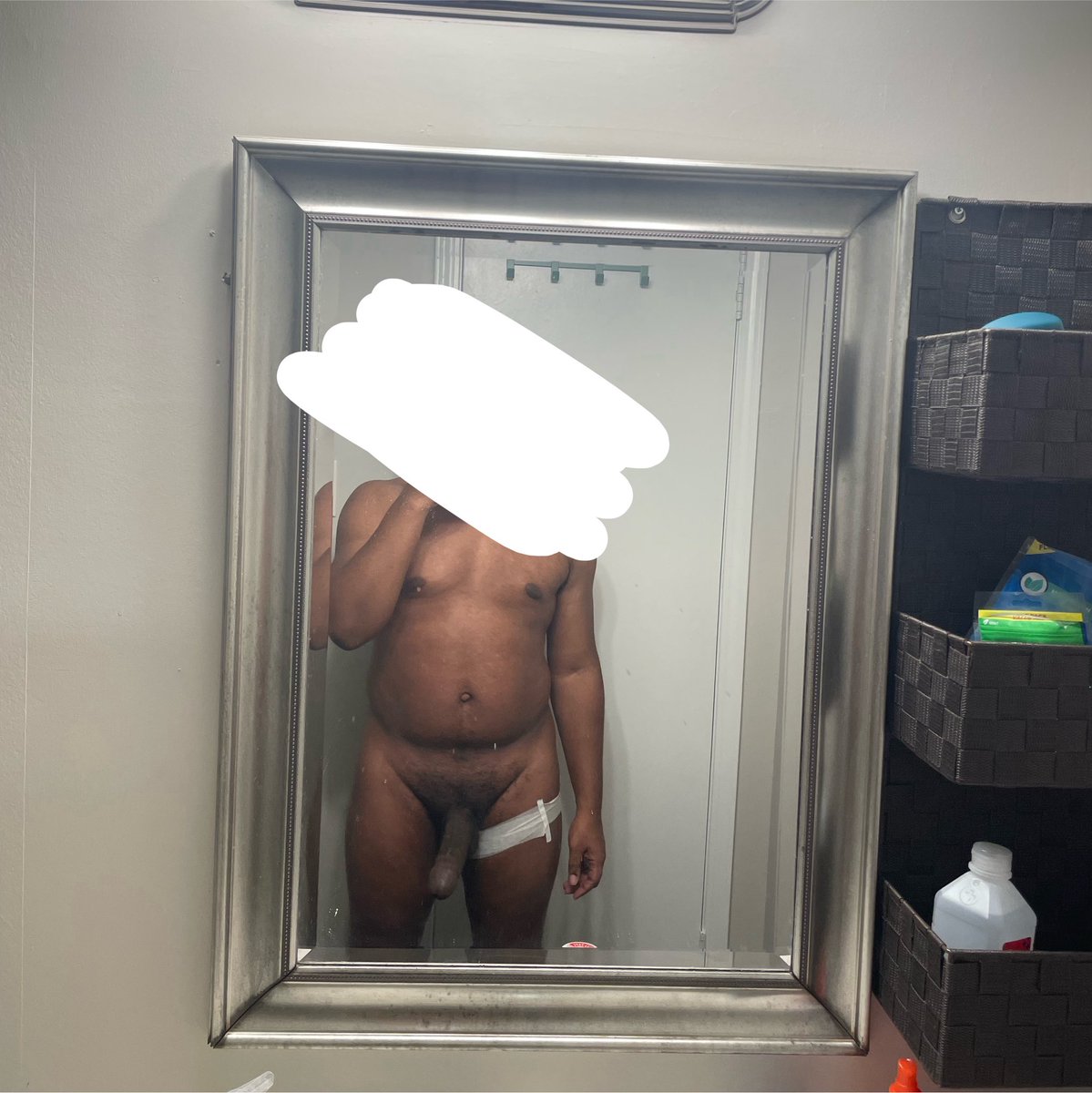prvynigboy's tweet photo. dom bottoms to the front https://t.co/AEmt8kC84F
