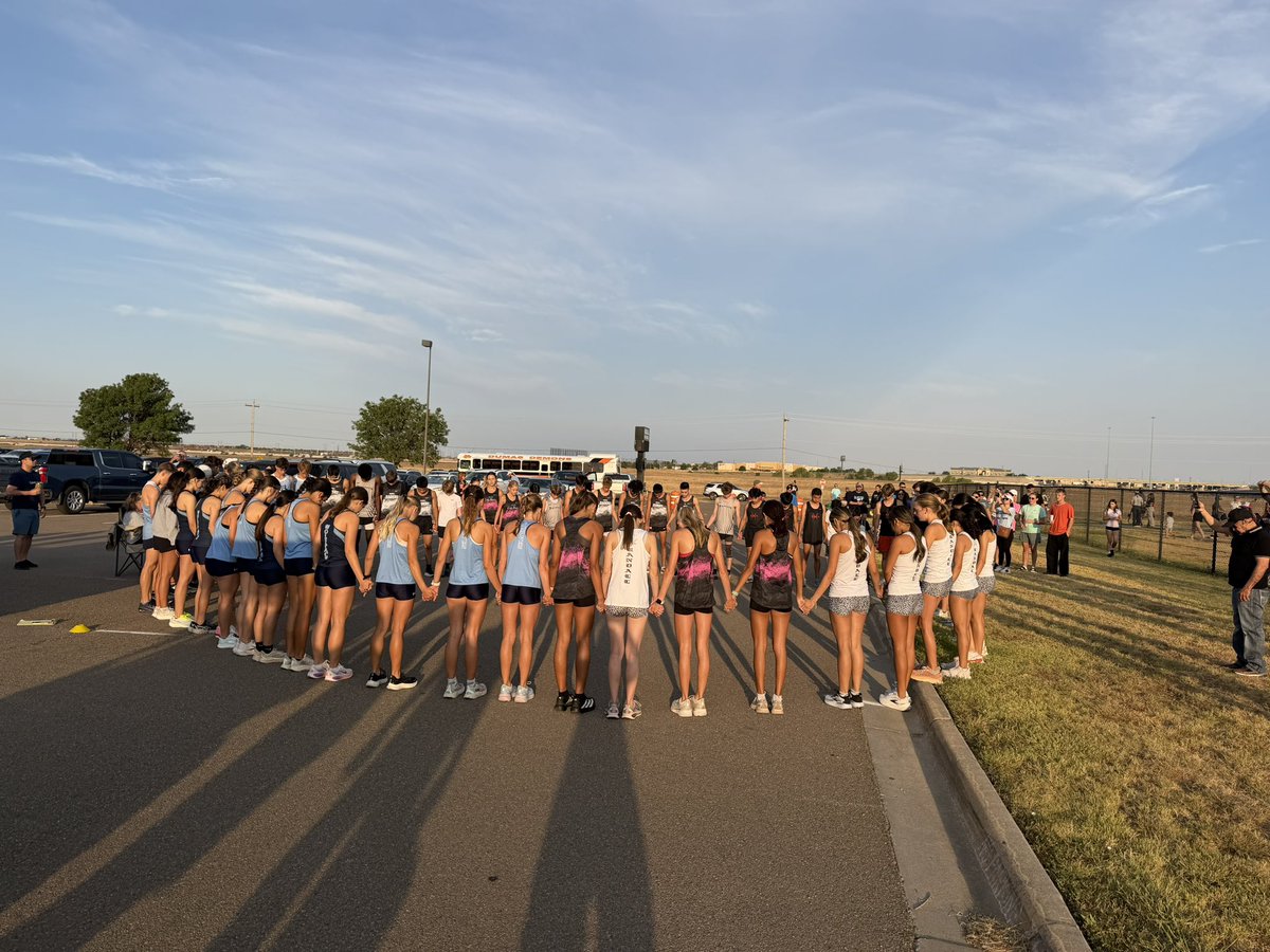 randalltrack's tweet photo. Practice meet to kick off the season 🏴‍☠️ these ladies have put in hard work over the summer and I couldn’t be more proud! https://t.co/WjuNkoBOxs