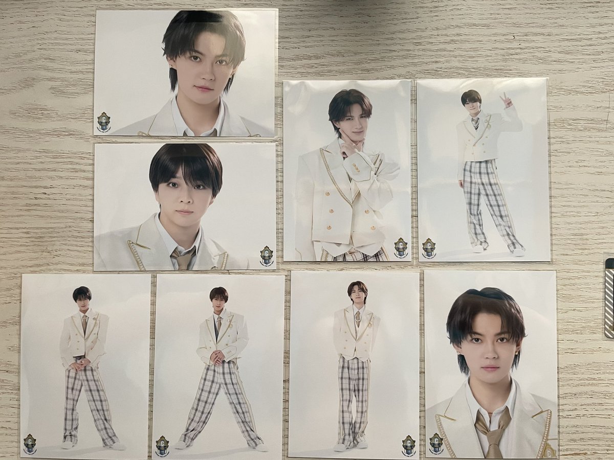 xux__s's tweet photo. EBiDAN THE LIVE 2026 エビライ グッズ Team A 交換

譲 田中洸希 EIKU REI TETTA FUMIYA 長野凌大 武田創世 佐野勇斗 塩﨑太智 山中柔太朗 曽野舜太

求 吉田仁人(写真は👍🏻以外)もしくは買取

都内手渡しもしくは郵送希望
お気軽にお声がけください https://t.co/5vckQXQmI9