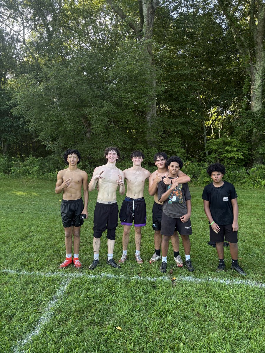 football_fitch's tweet photo. Team 4 are our first-ever Summer Team Champions! Congrats to Alex McConnell, Justice Shelton, Ben Gregor, Ryan Sullivan, Naem Wright & Isaiah McCoy.
Read more about our Summer Challenge & Top 10 Point Leaders on Facebook: https://t.co/bJXnM0dohQ
#Brotherhood #TimeIsNow #cthsfb https://t.co/au28Mmw6ts