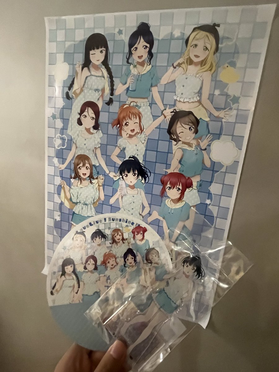 nVWKcDXObJsXKcd's tweet photo. 今日はこれでラブライブを摂取。 https://t.co/qJF1ml4dsH