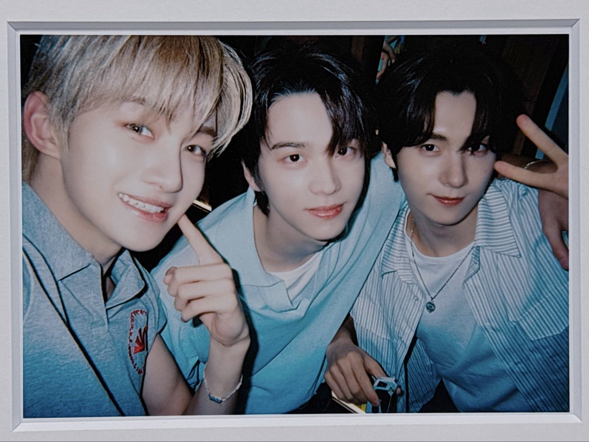 sayom100417347's tweet photo. D'PARTMENT TWS 写真展

ヨンジェが写ってる写真は全部で11枚

#TWS #YOUNGJAE #영��� https://t.co/mw6ZXWDtgD