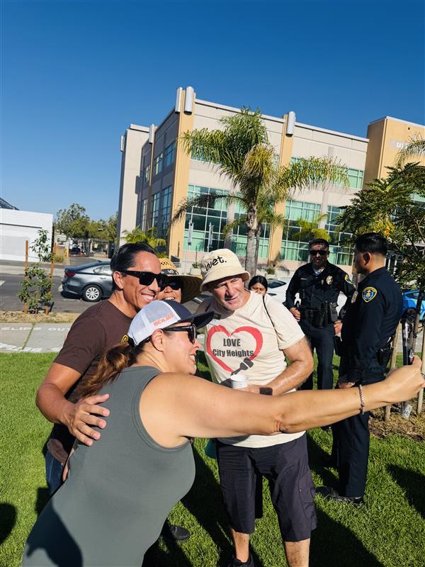MayorToddGloria's tweet photo. 🧹🌱 City Heights showed up for #BeautifyTheBlock!
Great working alongside @CityHeightsCDC and neighbors to give the community some extra care.
Thanks to everyone who rolled up their sleeves and showed their City Heights pride! 💪🏽
#ForAllofUs https://t.co/PJiUWmtMYX