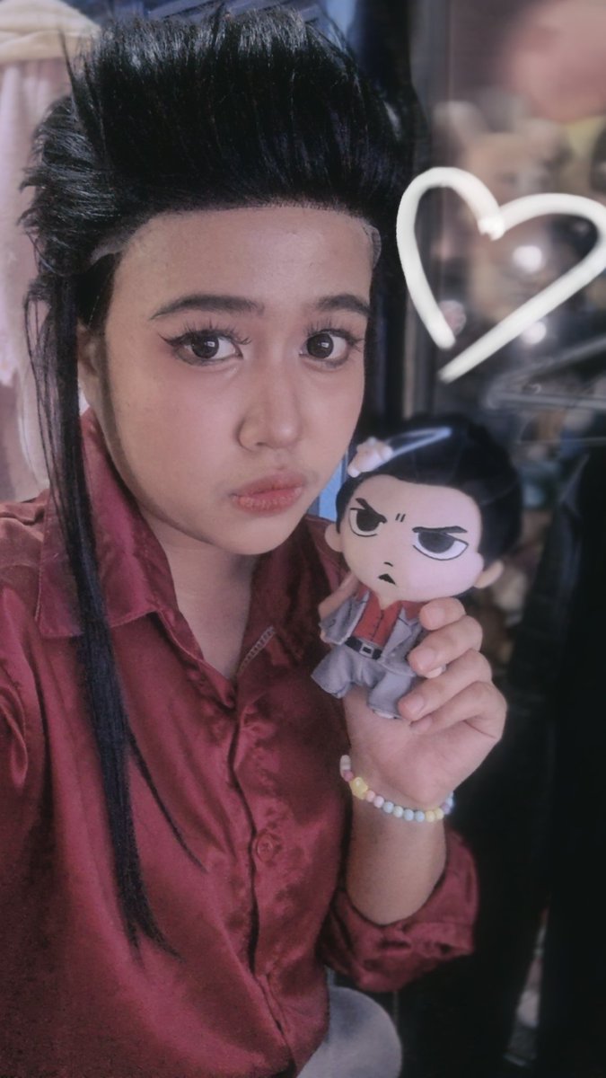 Alisakazuma's tweet photo. Fem! Kiryu. Just doing simple make up test tonight ~ 🐲

Ps; its hard for me to cosplaying him, like...im cheerful and 😭 i dont have that sigma mature women face feature...

#桐生一馬 #龍が如く #cosplay #kazumakiryu #コスプレ https://t.co/x27sfe5mgn