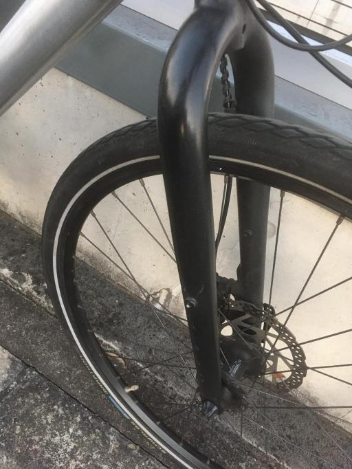 tanukicycle's tweet photo. なんと二度目の盗難だって、田無のマンションから盗まれたとことだ。シルバー磨きの特徴のある自転車なんで、目撃された方は当方までご連絡ください！絶対に見つけてやりたい！！！
https://t.co/4jXkMWrra8 https://t.co/eJb8ZkZYMr