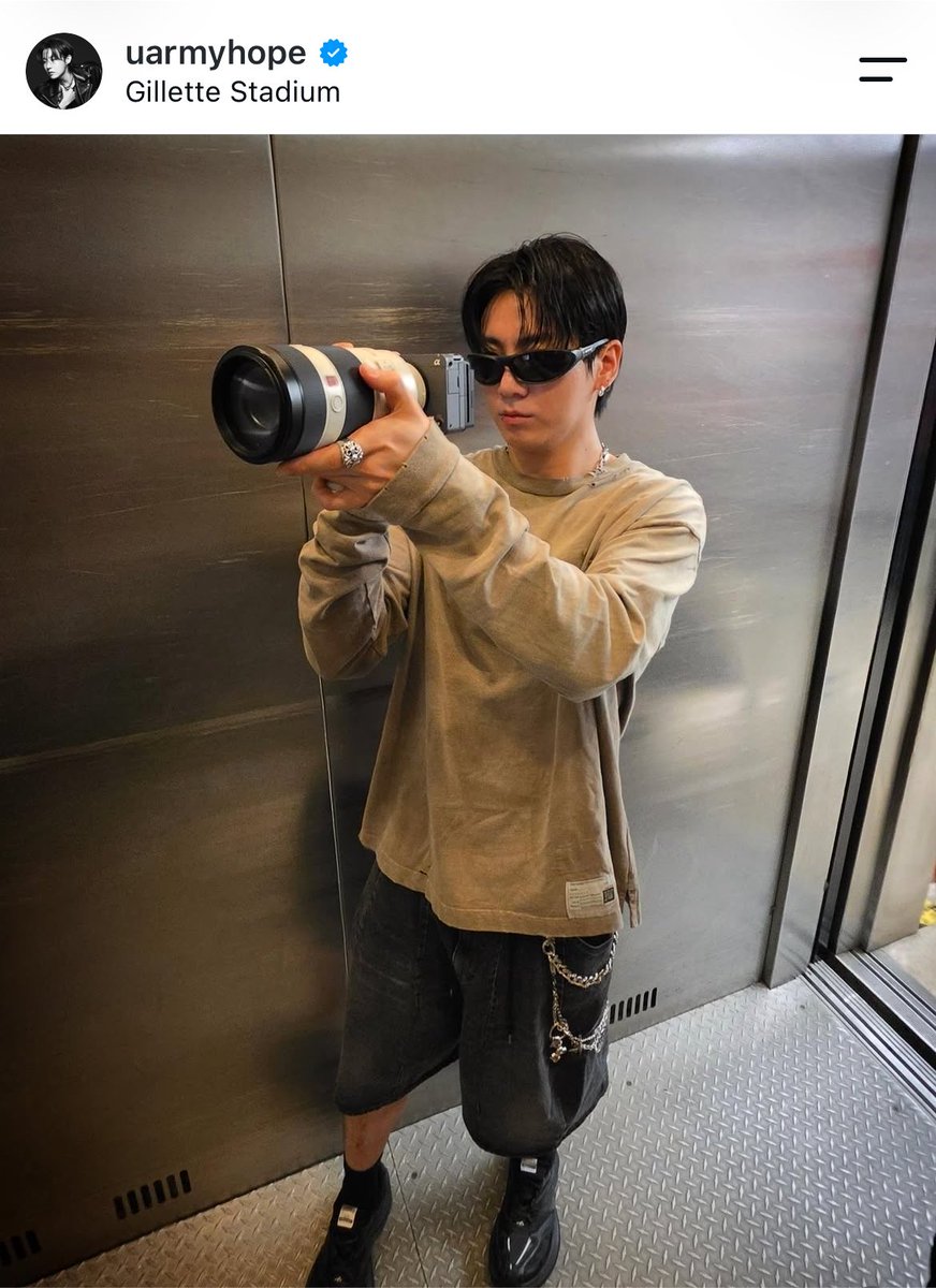 mubai__jk's tweet photo. ฮีแบกกล้องไปทุกที่ น่ารักว่ะ 55555555555555555555555555555555555 https://t.co/4u2zfSvsy6