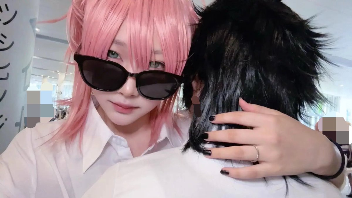 xifucjz's tweet photo. 🩷🍄@cahu11_11 といっしょ♡
 #アコスタさいたま
 #ヤリ部コスプレ https://t.co/S0chwl9y2h