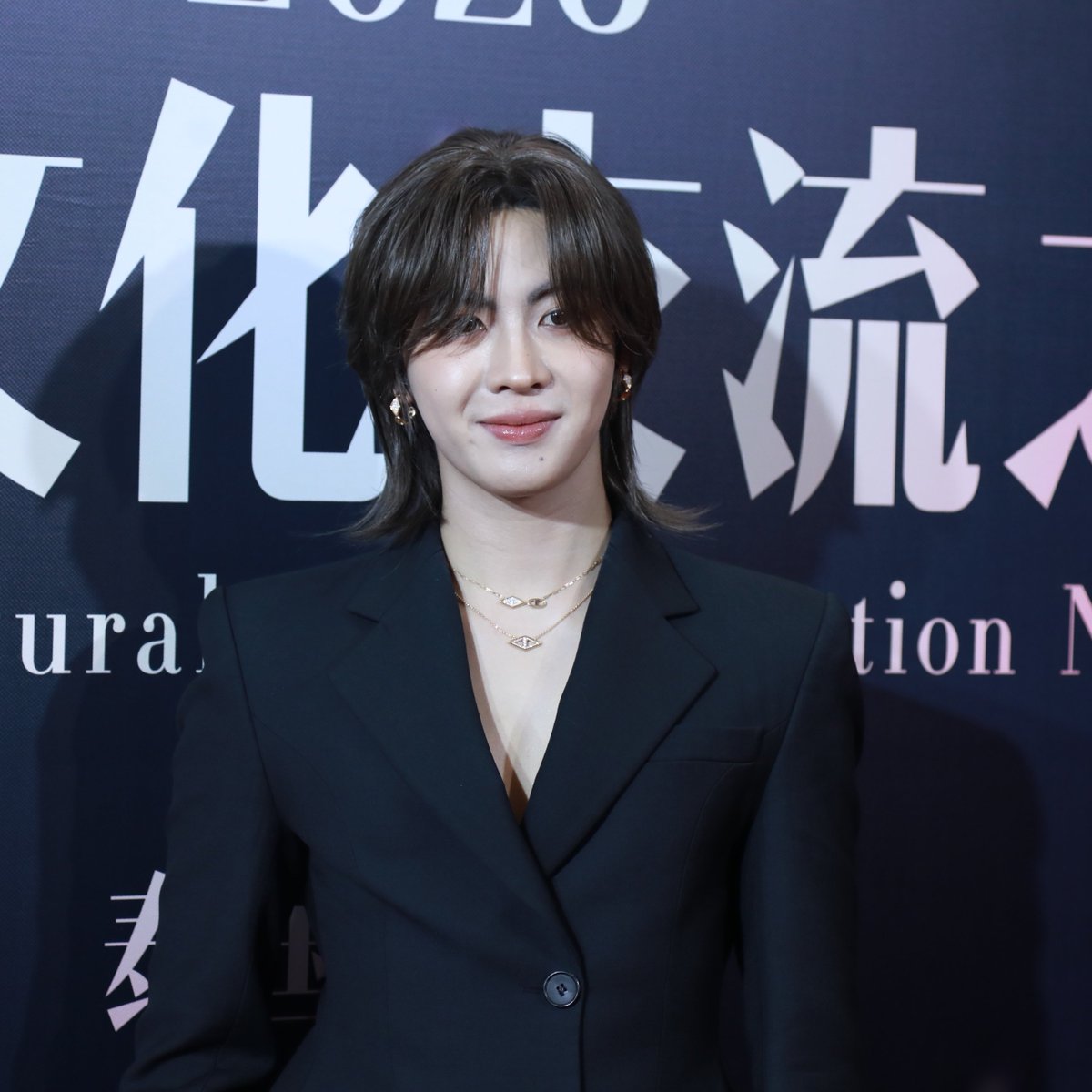 twavebyku's tweet photo. "เฟิร์สวัน วรรณกร" ร่วมเดิน Red carpet "Weibo Cultural Communication Night"🏆📷

#Firstone #WeiboGala2026 #WeiboCulturalCommunicationNightThailand https://t.co/zq00nuB2ru