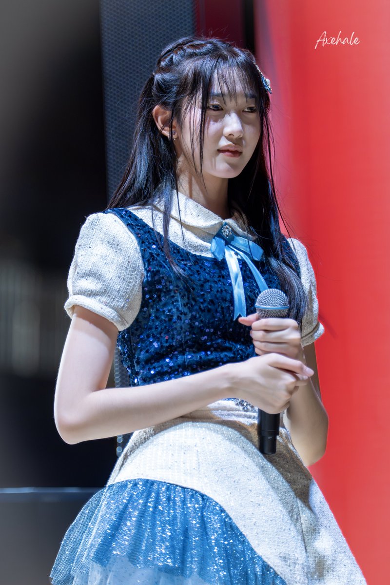 aXeHaLe's tweet photo. 260808 Bon Odori 2026 Lalaport

Is this oshi ku ??

#JKT48 #OlineJKT48 #Oline https://t.co/jRCH7GMiZI