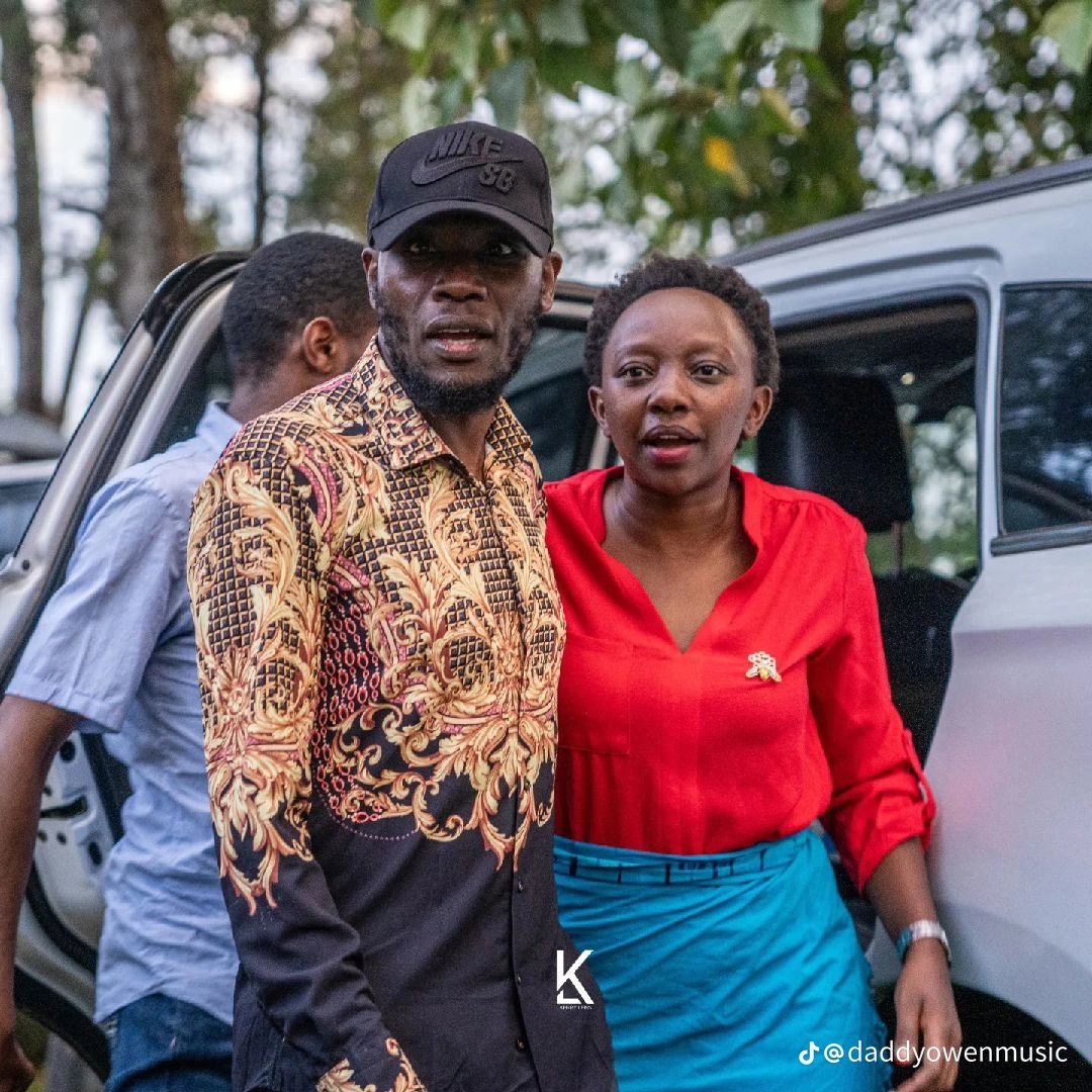 Wambuib4sky's tweet photo. Sai Daddy Owen ako mahali amejifungia akisema yeye ndiye Sifuna 😂😂😂😂 https://t.co/C31LUmr6zf