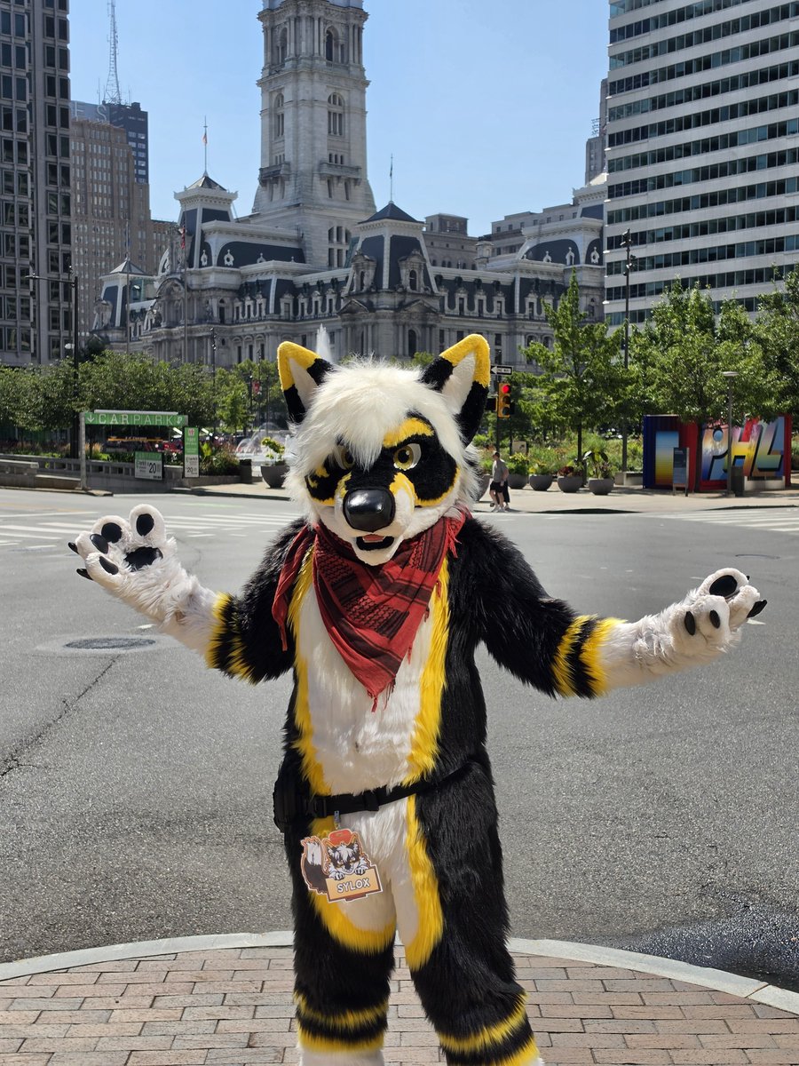 Sylox95's tweet photo. Hey Furrydelphia...what's this jawn behind me? Is this where cheesesteaks are sold?

📸 @KingNXUS https://t.co/5wuGFWXXRs