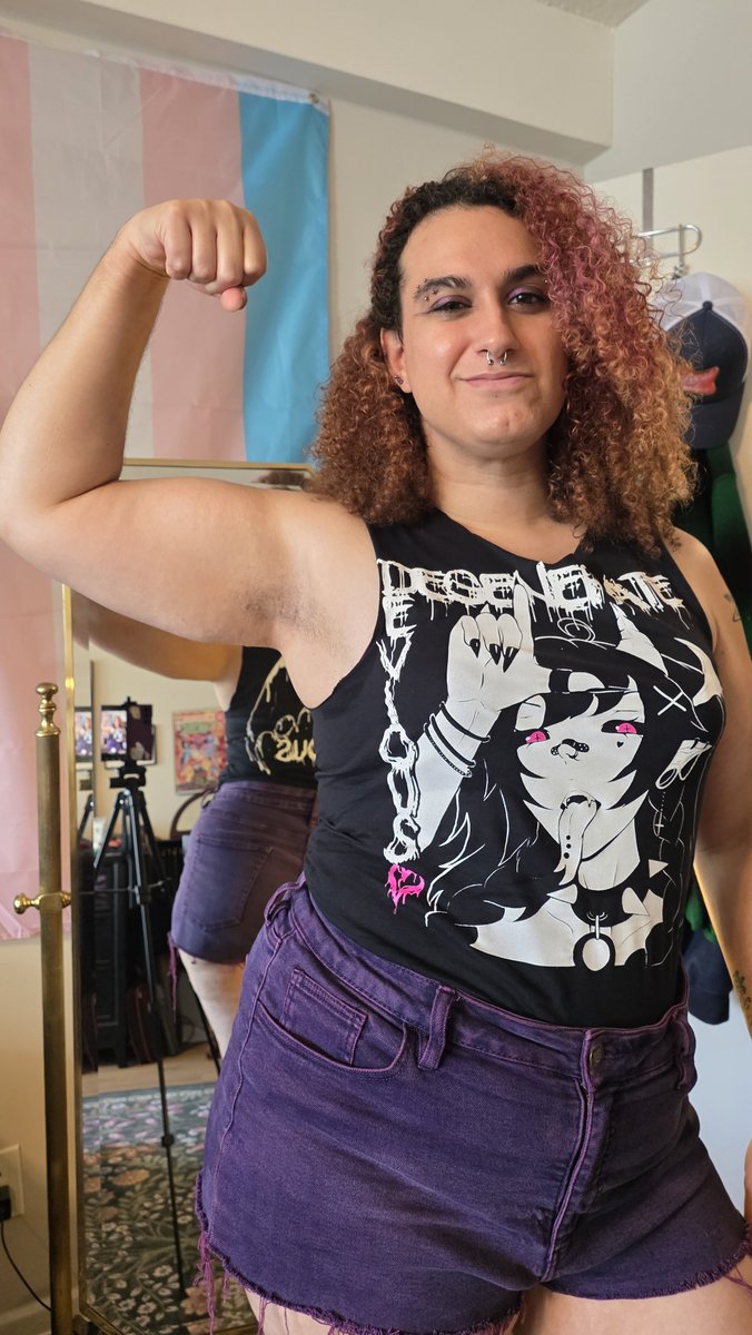beawitchme's tweet photo. I had to actually cut the sleeves off the shirt for it to fit. Too much muscle 😔 https://t.co/GSjvCcLrG9