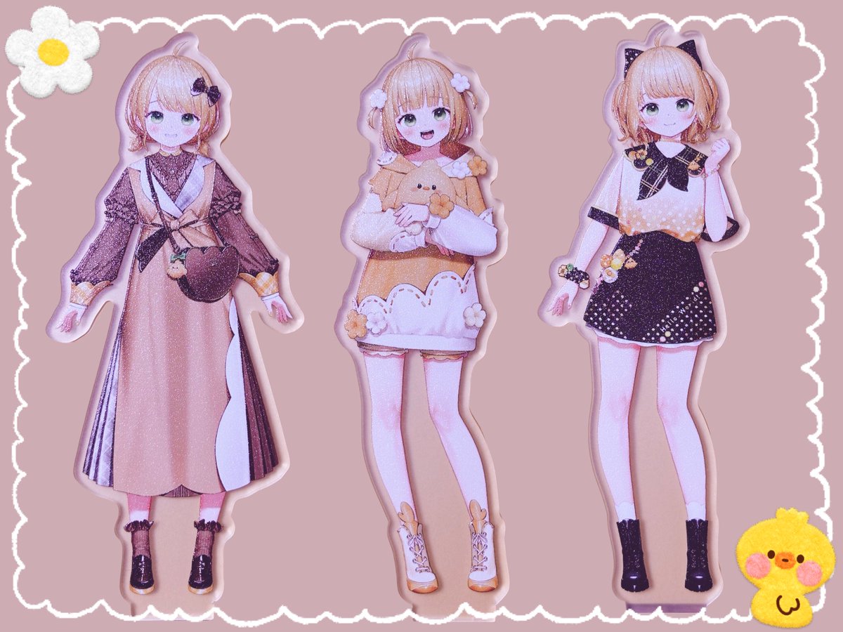 sumirere_violet's tweet photo. じんむさんのアクスタ届いた！！
VTuberさんの、というかYouTuberさんのグッズを買うのも初めてでドキドキしながらお迎えしたけど3つとも買えて嬉しいー！！
てのひらに乗るサイズのじんむさん、思った以上に可愛すぎて😭😭
でも傷とか汚れ絶対つけたくないから大切に飾ろう🐣💛
#じんむのたまご https://t.co/zbgPdEu78j