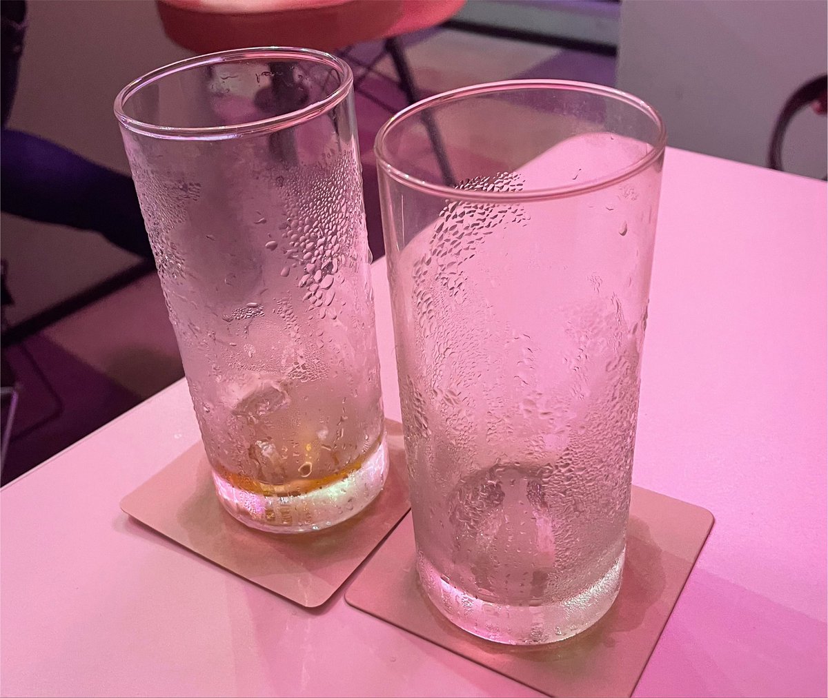 Yua_pls's tweet photo. 私指名王子様ありがとう💖🍸

王子のできたてホヤホヤお爪と眼鏡と‥ずっと全てに見惚れた(*´Д｀≡´Д`*)

緑茶ハイ初めて作ったとき、疑問が出ちゃって自分の間違えたのは😂爆笑

色んな話できて気がねない感じや温かく接してくれるから有難すぎる( ߹꒳ ߹ )💓惚

またお話しよ꒰⑅ᐢ.  ̫.ᐢ꒱🎶 https://t.co/WrK0MSQYMa