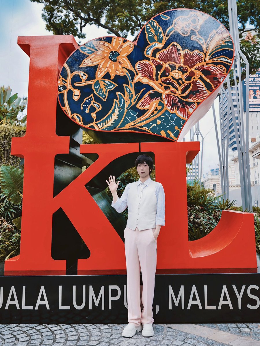 ashin945's tweet photo. Thank you for an unforgettable journey, Indonesia 🇮🇩, the Philippines 🇵🇭, Thailand 🇹🇭, and Malaysia 🇲🇾.

One last stop in Southeast Asia —
Singapore 🇸🇬, see you next!

謝謝一路上的印尼 🇮🇩
菲律賓 🇵🇭 、泰國 🇹🇭 、馬來西亞 🇲🇾
下一站，東南亞最終站，
新加坡 🇸🇬

#Malaysia #KualaLumpur #吉隆坡