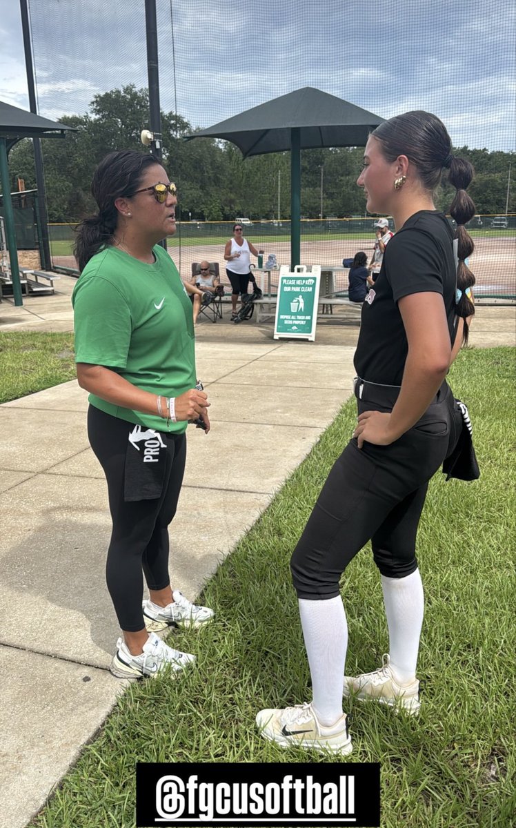 GiGiGomez29's tweet photo. Day 1 of Pro swings camp. Met so many amazing girls from all over the country. Got to learn from colleges coaches and have great conversations. Can’t wait for day 2. @ProSwings_ @NJCheetahsJaman @FGCU_Softball @EckerdSoftball @FloridaTechSB @LakehawkSB https://t.co/uyHYp3tHzd