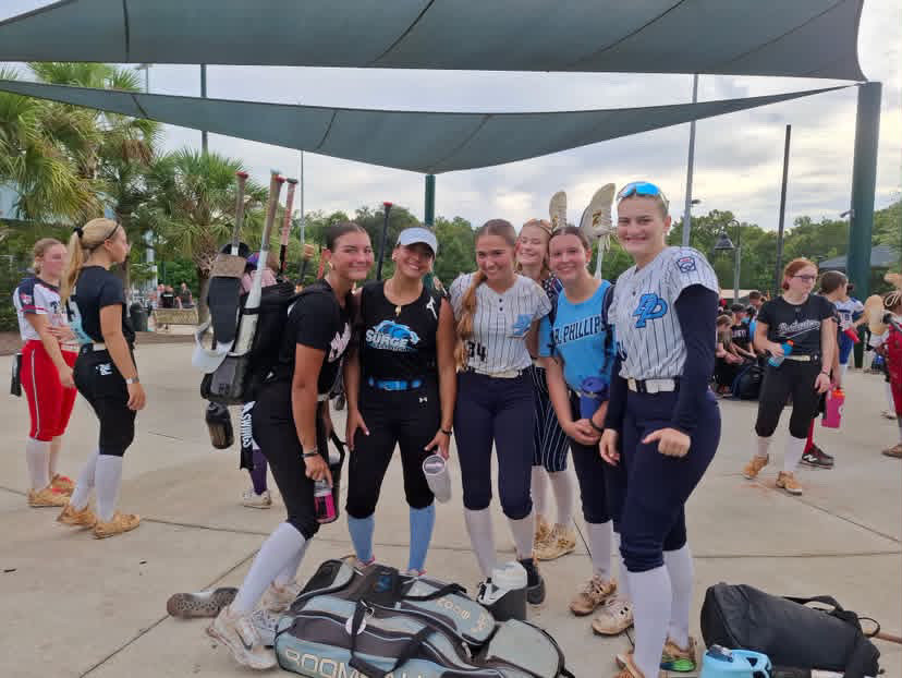 GiGiGomez29's tweet photo. Day 1 of Pro swings camp. Met so many amazing girls from all over the country. Got to learn from colleges coaches and have great conversations. Can’t wait for day 2. @ProSwings_ @NJCheetahsJaman @FGCU_Softball @EckerdSoftball @FloridaTechSB @LakehawkSB https://t.co/uyHYp3tHzd