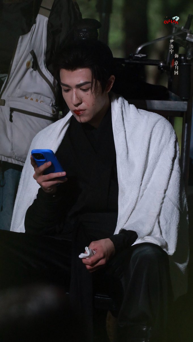 Cullennnnnnnnn's tweet photo. กองเรือรูปกับคลิปเยว่หุยเยอะมากจนลืมลงอันนี้ไปเลย แพทชุดดำ=ฆ่าได้ฆ่า 🗡️🩸

@patrick_pppat
#DancingWithTheTide #แพทริค
#ZhangYuehui #何不同舟渡 https://t.co/GoDmqt9Yh1