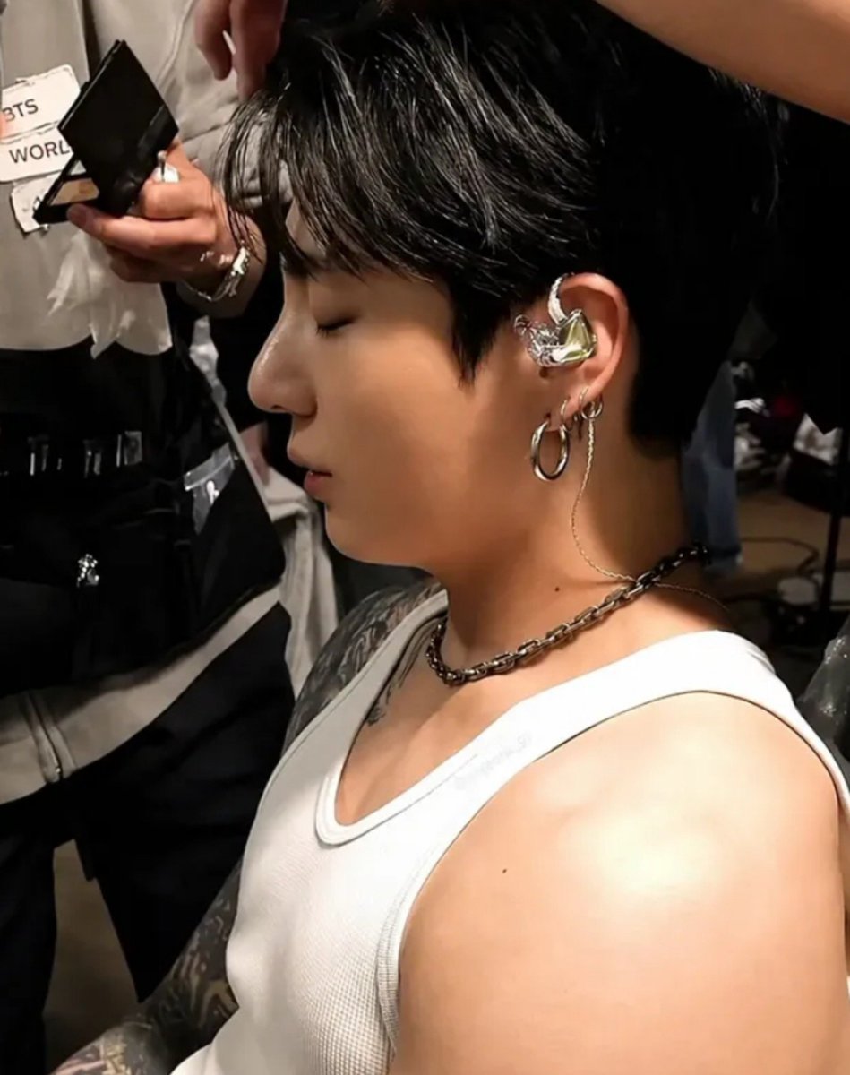Jungkoo_gukkk97's tweet photo. https://t.co/KZwlwbw6iP