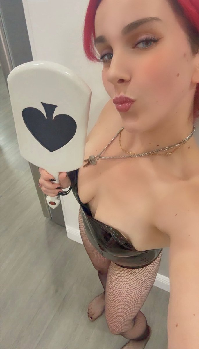AnAlphaGoddess's tweet photo. Chastity looks good on you.
And draining and robbing your 🏧
is what I’m good at . 
Spend your money on me,
pathetic beta losers! 💷💵💶

 #gooning #findom #finsub #dominatrix #control #SPH #CEI #JOI #BM #humiliation #chastity #Cashcow #puppy #slave #HumanWallet #piggy #HumanATM #cuckold #paypig #forced #intox #puppy #sub #feet #fetish #cuckshock #Anydesk #poppers #throne #paypal #sissy #femboy #faggot #latex #QueensofBBCs