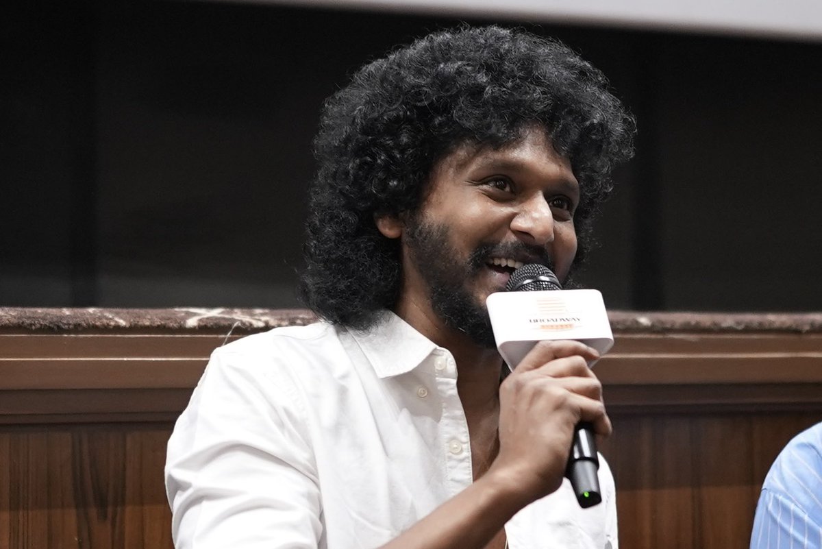 CinemasBroadway's tweet photo. Our hero @Dir_Lokesh winning hearts and unleashing madness with #DC at Broadway Cinemas! A new mass ICON in the house ! ❤️‍🔥 https://t.co/ahUIuGHNu0