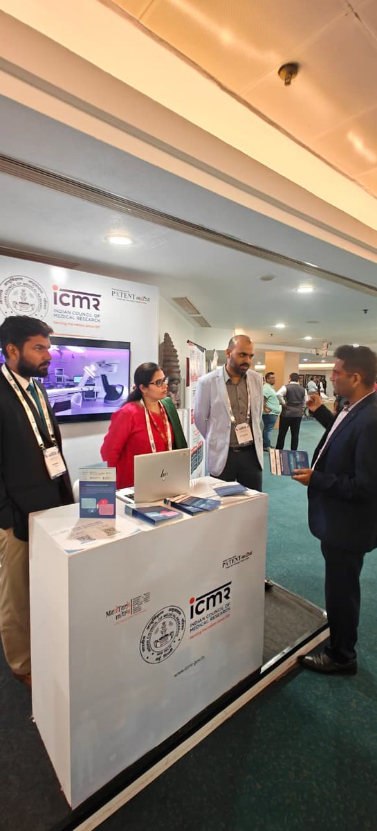 ICMRDELHI's tweet photo. The ICMR Innovation Support Booth showcased its two flagship initiatives:
🔹MedTech Mitra: End-to-end support for clinical evaluation &amp; regulatory pathways. 🔬⚕️
🔹Patent Mitra: Free IP protection &amp; technology commercialisation to assist healthcare innovators. 📑⚙️
(2/3) https://t.co/Vj5y3yQjrR