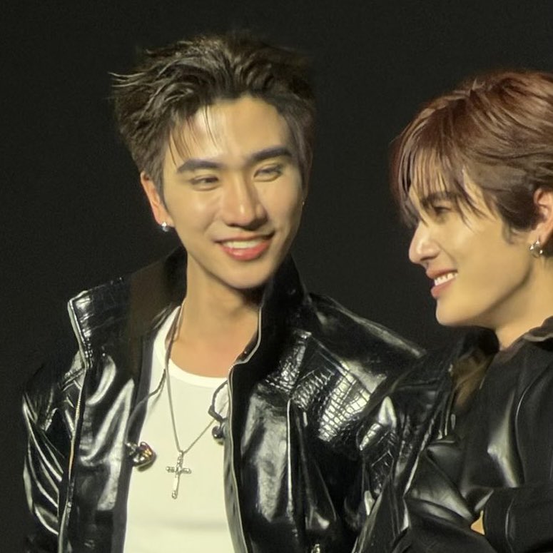 ifaprilgirl's tweet photo. พี่รู้แล้วเพิ้ด รู้ว่าชอบน้องมาก https://t.co/s8QjvZwsY5