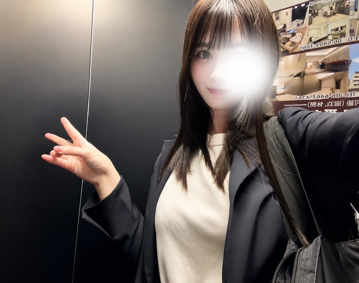 vz_06497's tweet photo. 本指名様のリクエストもあり、本日枠を増やして完売🈵
19:00〜🈵21:00〜🈵22:40〜🈵

ありがとう😊😊😊
朝からお昼の仕事もしてたけど元気なのが怖い！🫨
このお仕事が楽しいからだね🤭 https://t.co/sPgEAIhphy