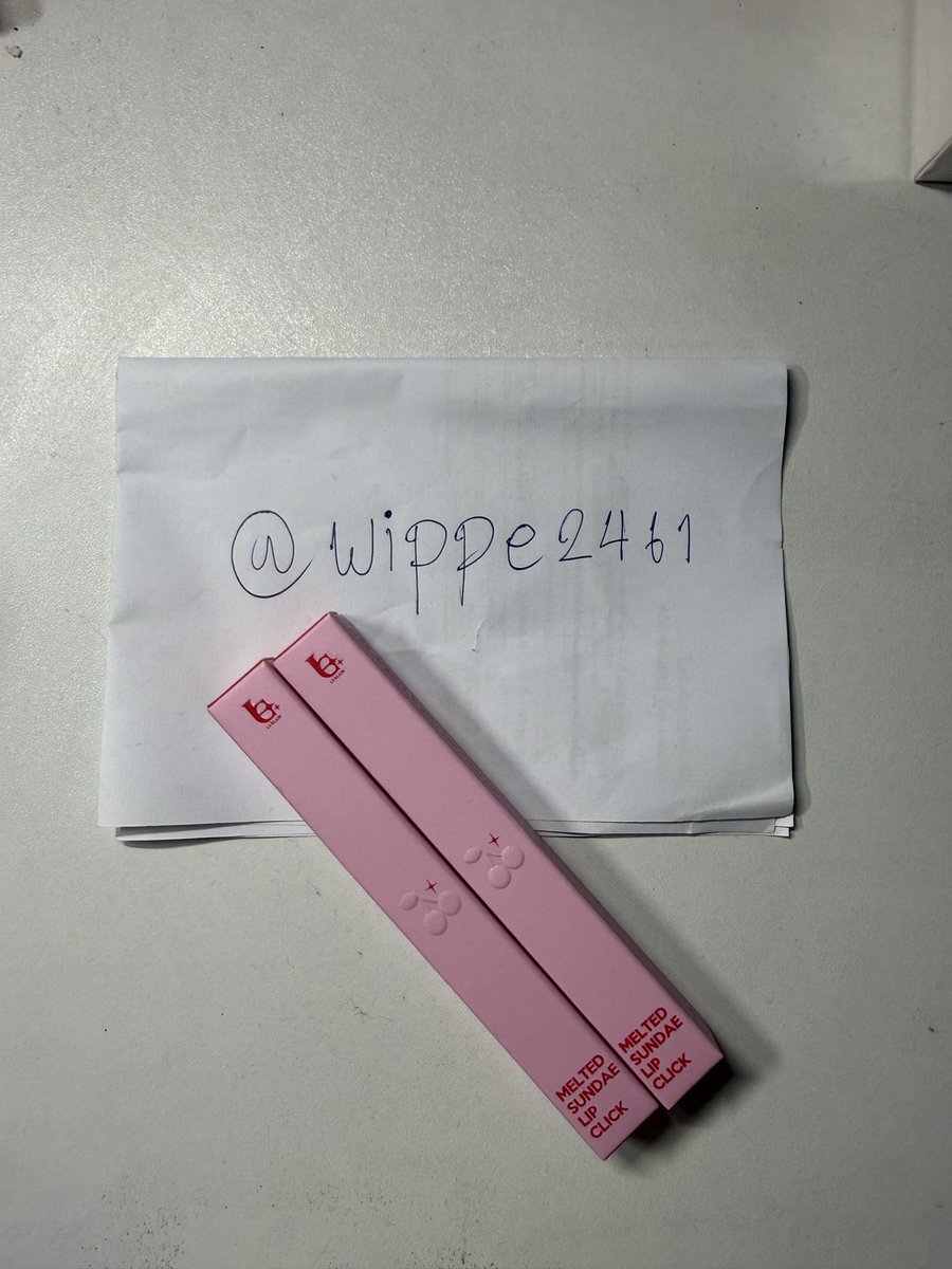 wippe2461's tweet photo. ลิปไอติมเบอร์ 06,08 
แท่งละ100฿ https://t.co/JAw4dQhDNA