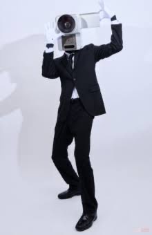 Kurano_Alone's tweet photo. 実在してたのか……！カメラ男……！ https://t.co/mGfrI3zZTq