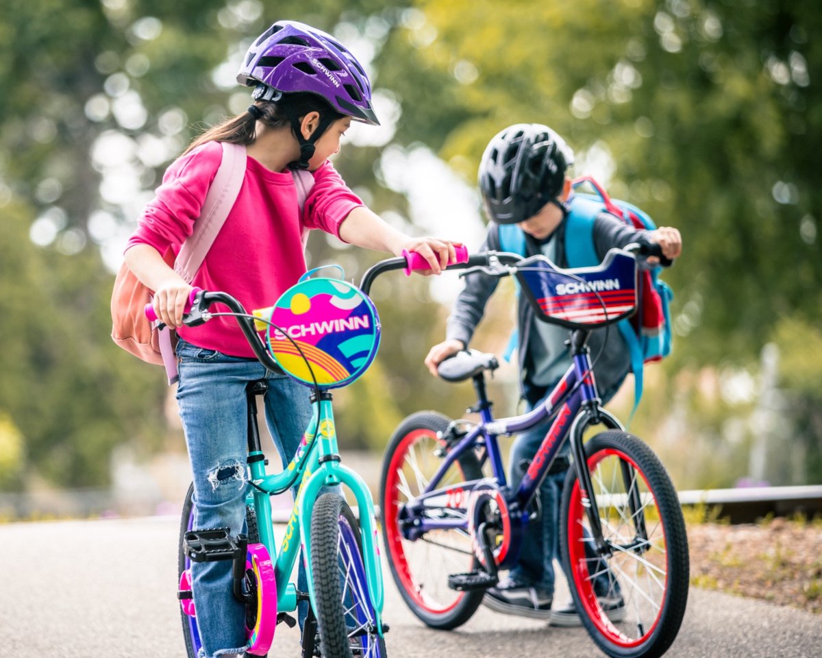 RideSchwinn's tweet photo. It’s hard to believe it’s already back-to-school season🚲📚

Backpacks packed? Check. Bikes ready? Check. Riding to school, cruising the neighborhood, and meeting up with friends just got a whole lot more fun. https://t.co/SzH7UqCbNR