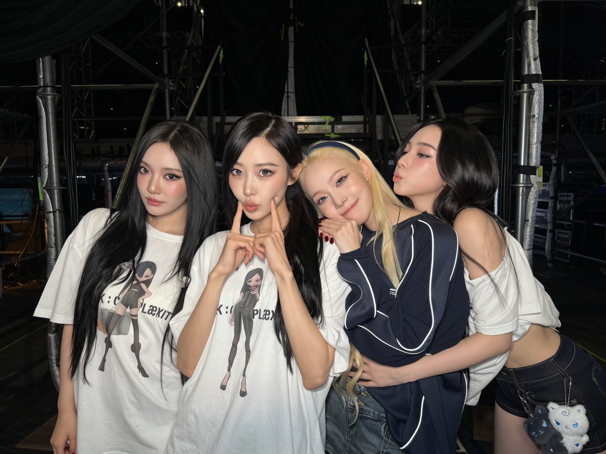 aechartdata's tweet photo. .@aespa_official on Korean media news:

“aespa has officially conquered Gocheok Sky Dome for the first time, six years after their debut, creating two unforgettable nights with MYs. 

The group kicked off their fourth world tour, SYNK : COMPLæXITY, with back-to-back shows on August 7–8, drawing approximately 35,000 fans. 

aespa became the second K-pop girl group after BLACKPINK to hold a solo concert at Gocheok Sky Dome, marking the spectacular start of their world tour across 25 cities worldwide.”