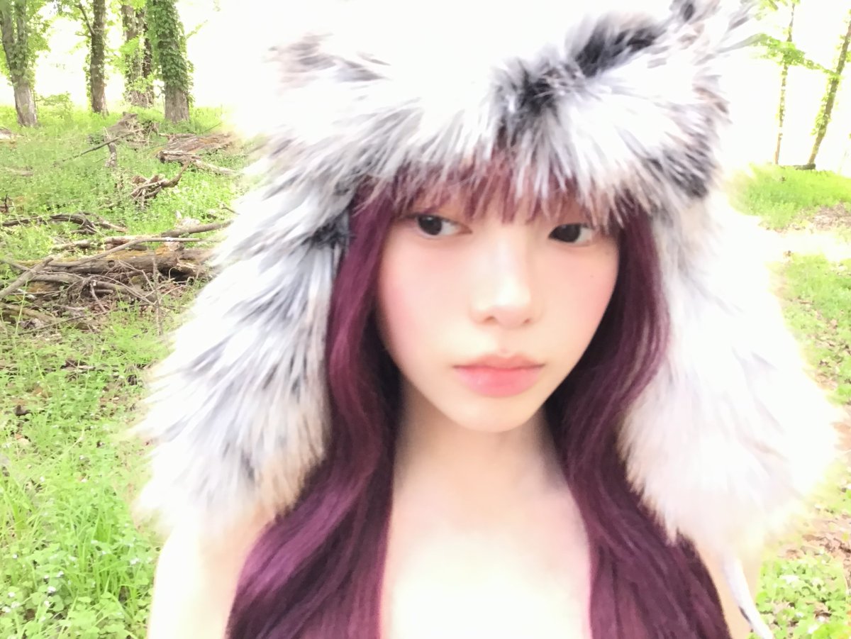 H2ioS2's tweet photo. 가라고 이 바보야
너 지금 가서 잡히면 죽는단 말이야........ https://t.co/8DdzZVTAFD