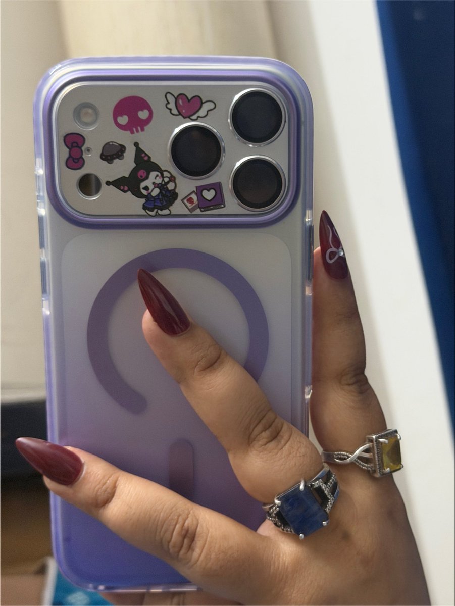 bankofjassmine's tweet photo. @consort_fenrir It is a 100% true 

From pink to kuromi themed iphones, it's always a fashion accessory + even if I did opt for a darker phone like black/grey id defff customise it cuter💗 https://t.co/GQQ19VRKfP