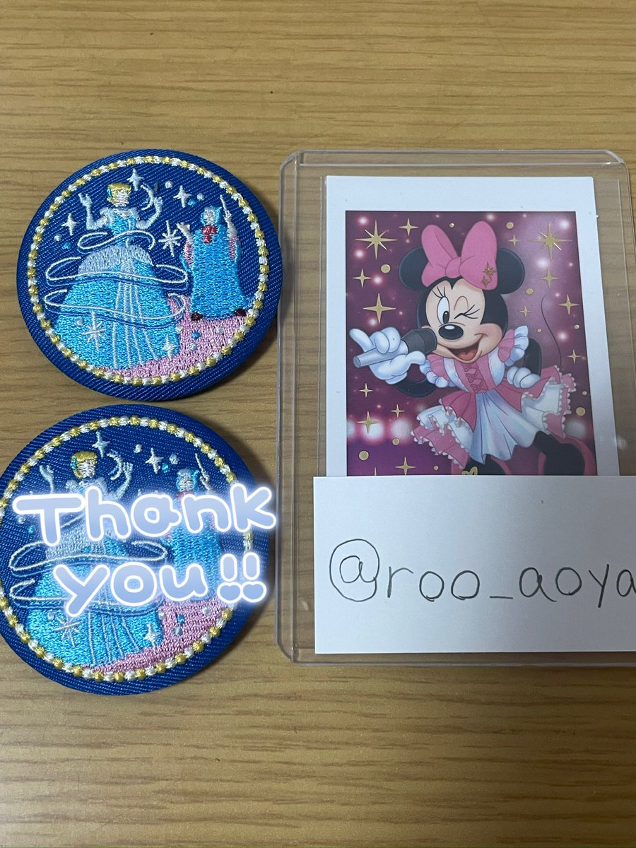 roo_aoya's tweet photo. 【交換】 ディズニー 刺繍缶バッジ

譲 シンデレラ
求 シュガーラッシュ、リトルマーメイド

交換
郵送希望 https://t.co/hE93SQbRsw