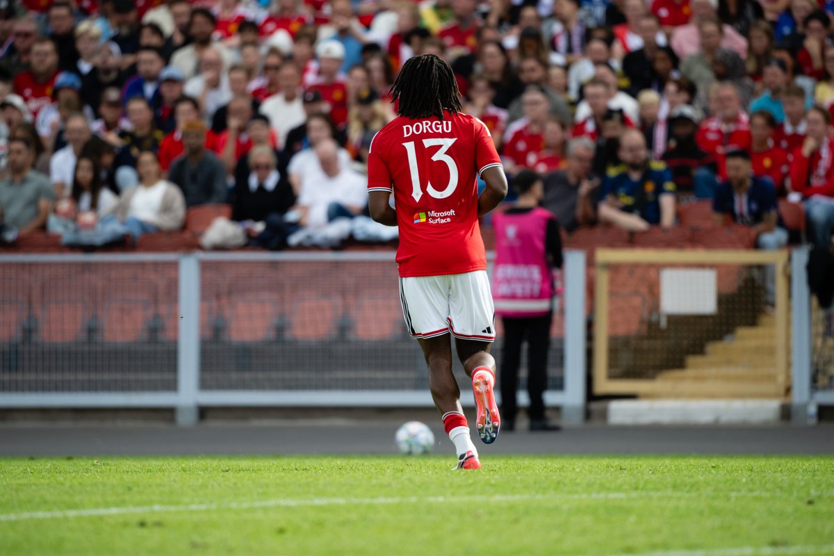 ManUtd's tweet photo. Pre-season action 🎞️ https://t.co/3XHazwLytT