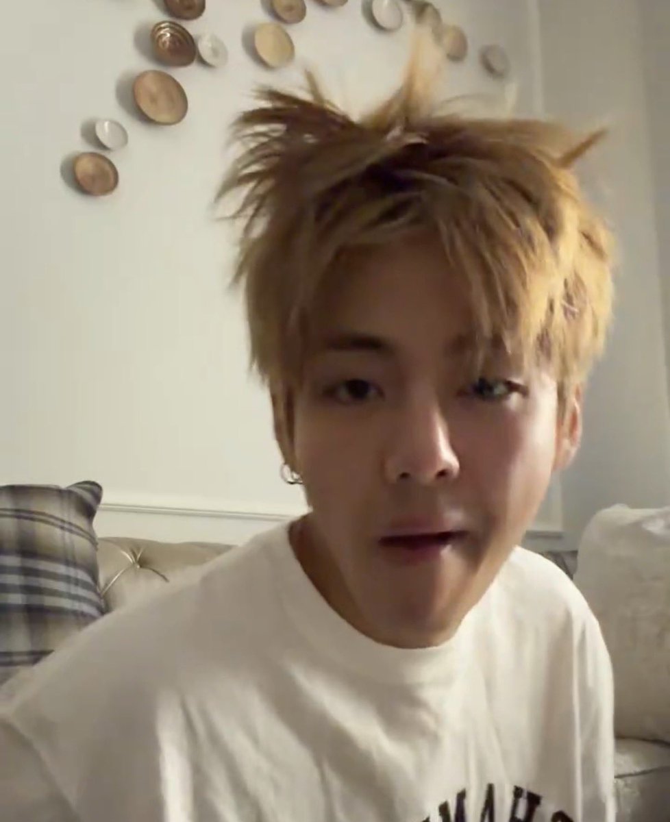 storyofpjm's tweet photo. his hair i’m crying https://t.co/fG5gVwrOaQ