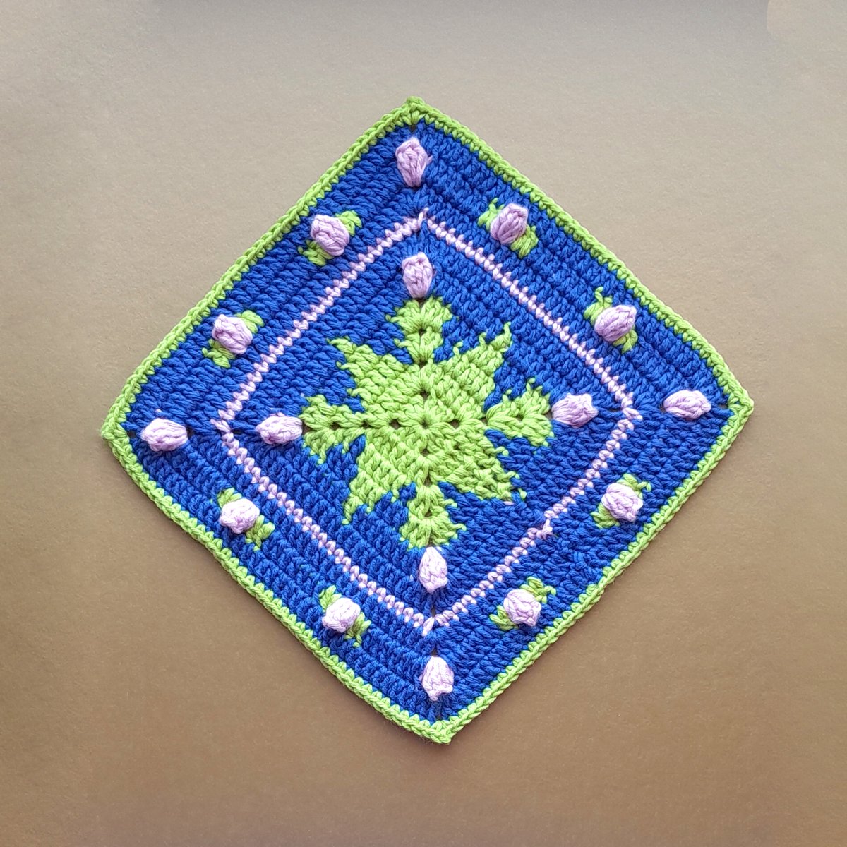 bukreeta's tweet photo. Cranny Square Crochet Pattern https://t.co/txHYKoJxf9
#Ravelry #crochet #GrannySquarePattern #crochetpattern #crocheter #CrochetPatterns #grannysquare #grannysquares #crocheting #crochetideas https://t.co/29cBfAXtwz