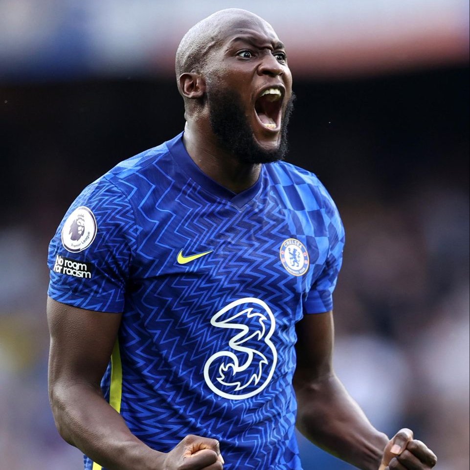 Boss_SportsTR's tweet photo. 👀 İsmail Kartal'ın, oynatacağı sisteme uygunluk açısından Lukaku'ya olumsuz baktığı öne sürülüyor

| » Santrfor kararında başkanlık ile teknik heyet arasında görüş farkı olabileceği iddia ediliyor

(Volkan Demir) https://t.co/9T2RfdkVYK