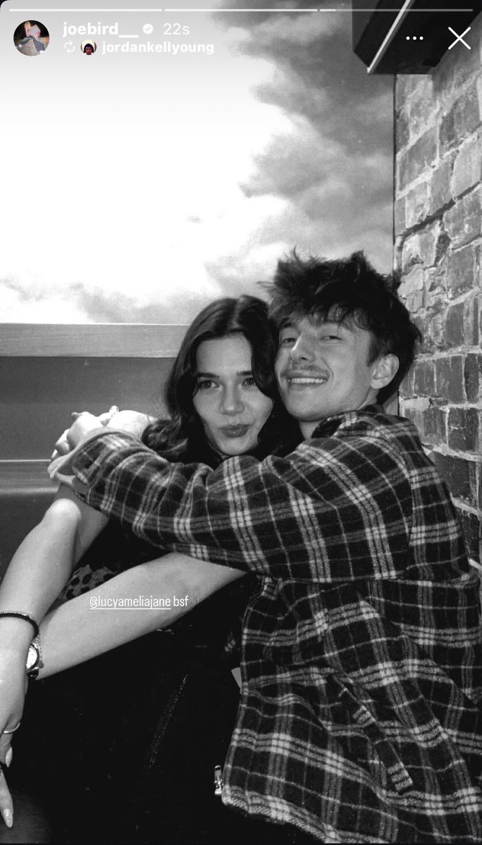 iloveshanebun's tweet photo. joe is so full of love and joy like i just know its a bless to have him as friend #jealoustwt https://t.co/HFb6YZLqUC