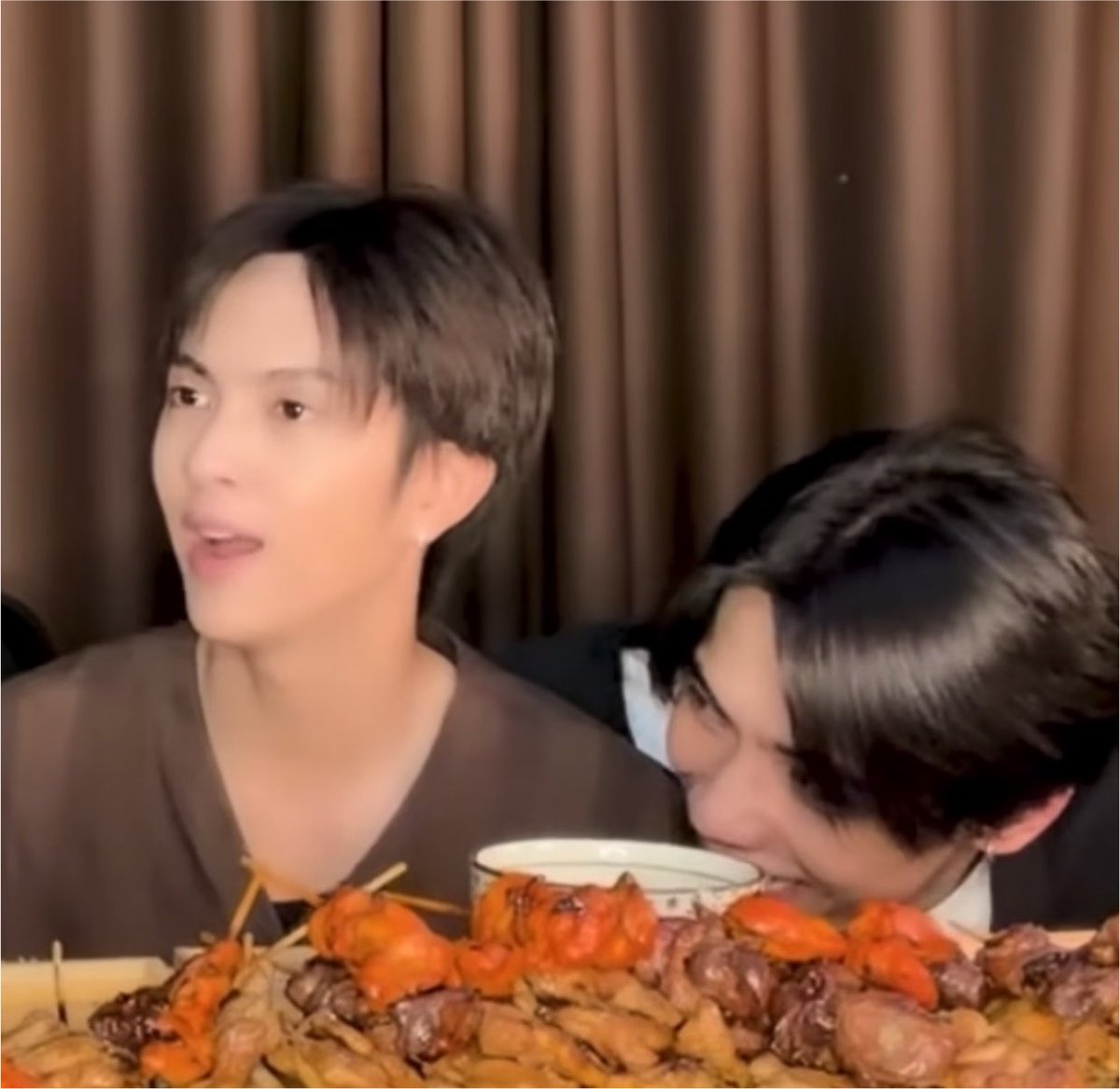cu_meowper's tweet photo. ภีมวสุไม่เอาไรแล้ว
#ข้าวผัดหมี่เย็น https://t.co/mY2dgqLqPc