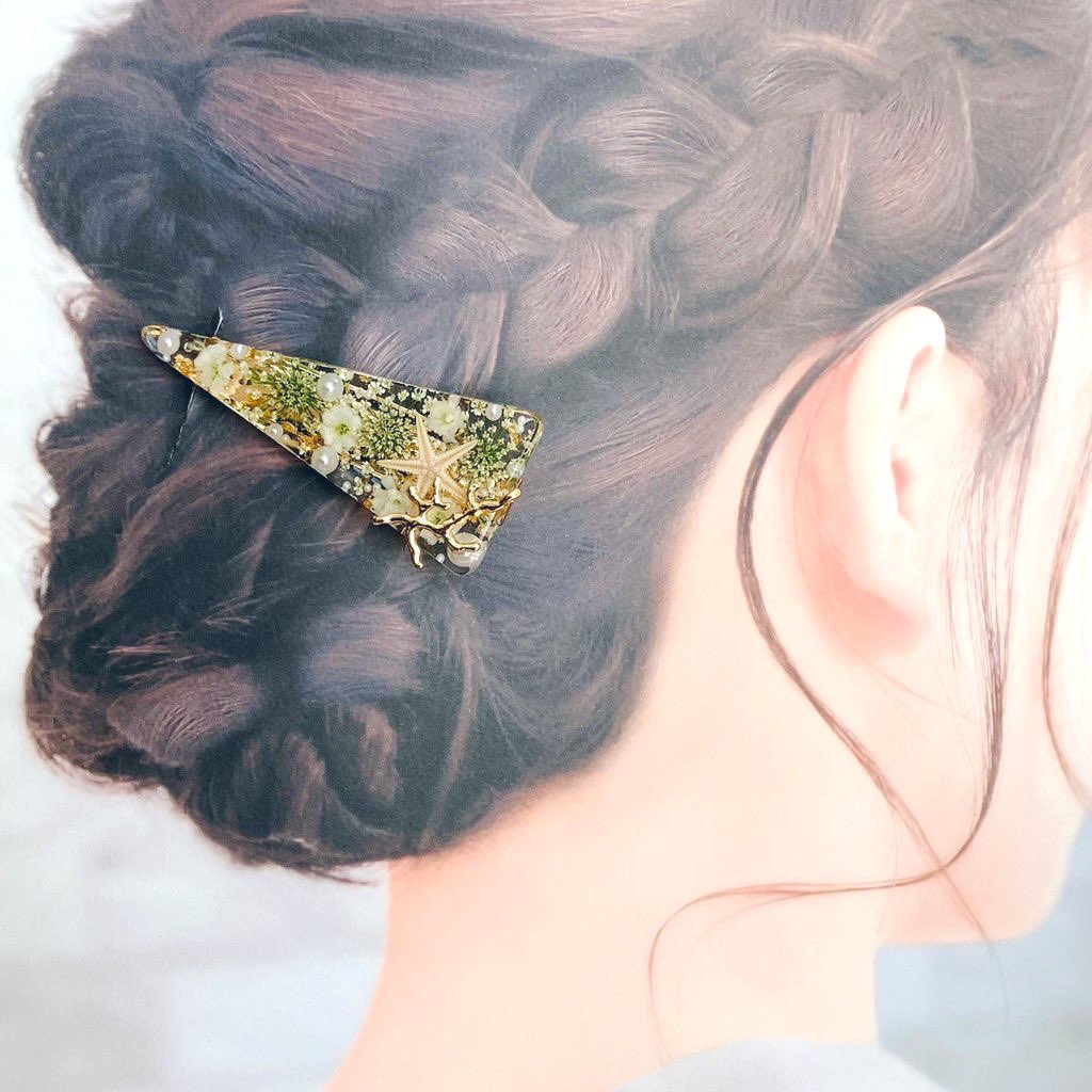 saras_style4612's tweet photo. 浴衣にも似合っちゃいます✨お花のアクセサリーや、海のアクセサリー🫧
夏祭りの癒しアイテムになれますように✨
#浴衣に相性抜群
#365DIYtheme

𓈒𓏸┈┈┈┈┈┈┈┈┈┈┈┈┈┈┈𓏸𓈒
𓇼 minne  https://t.co/SzWR1AeSZC

𓇼Creema https://t.co/SEvgQl8gmL…

#ハンドメイド好きさんと繋がりたい https://t.co/356y0wJ4dd