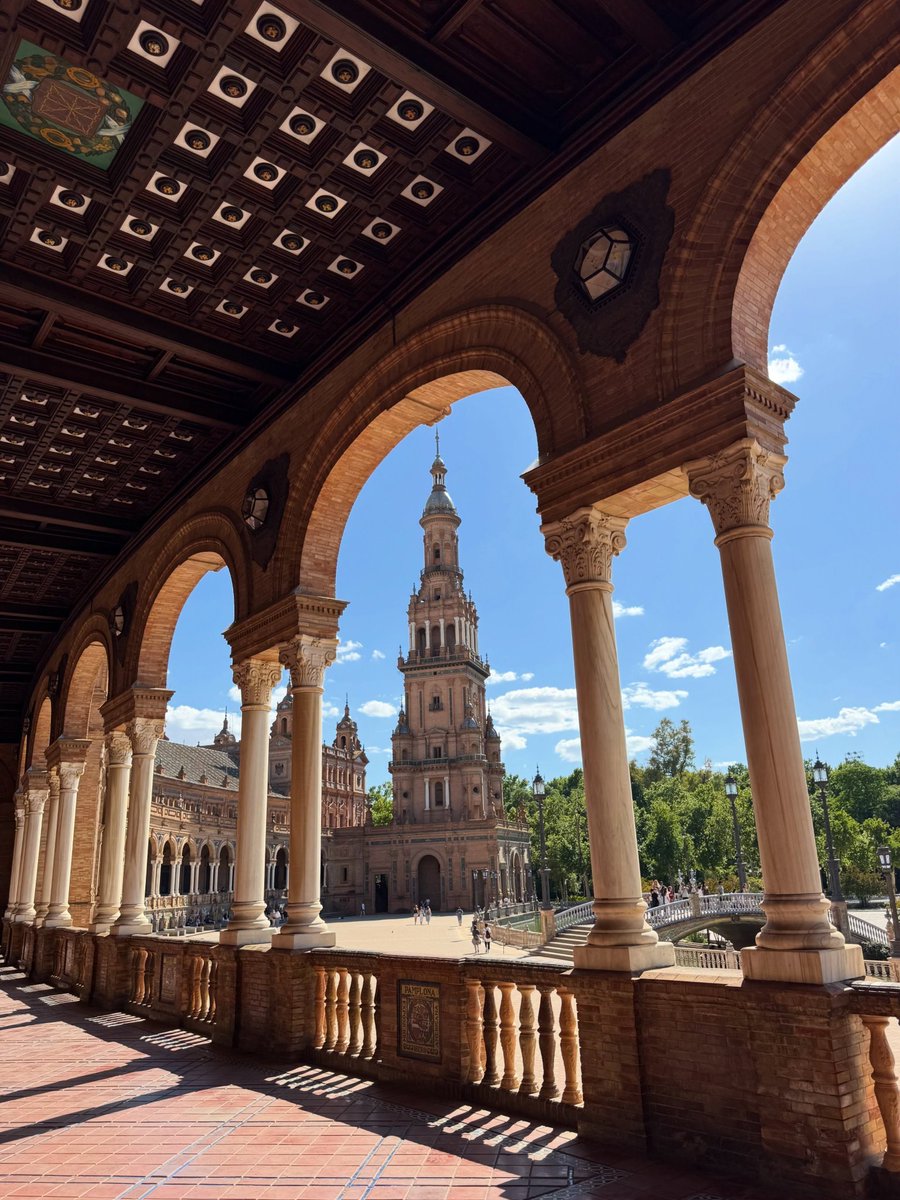 flower6260's tweet photo. Seville, Spain https://t.co/NRc35oWt68