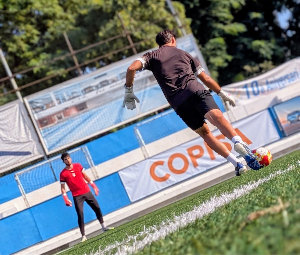 CdEManresa's tweet photo. Som-hi Quim! 🔥

#GramaManresa | #PretemporadaCEM https://t.co/mO3KqOQv2e