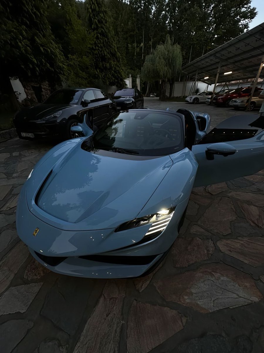 ZyroCar's tweet photo. Ferrari SF90 Spider https://t.co/hH6U87Rwit